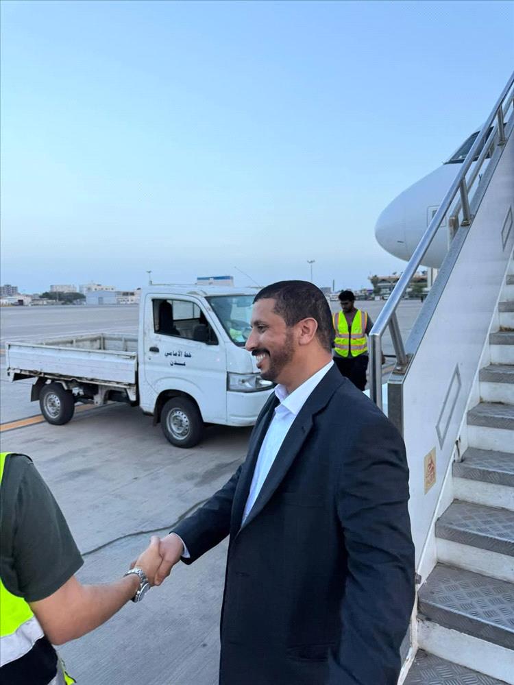 العميد الركن مهران  القباطي يعود إلى عدن بعد سبع سنوات من المنع