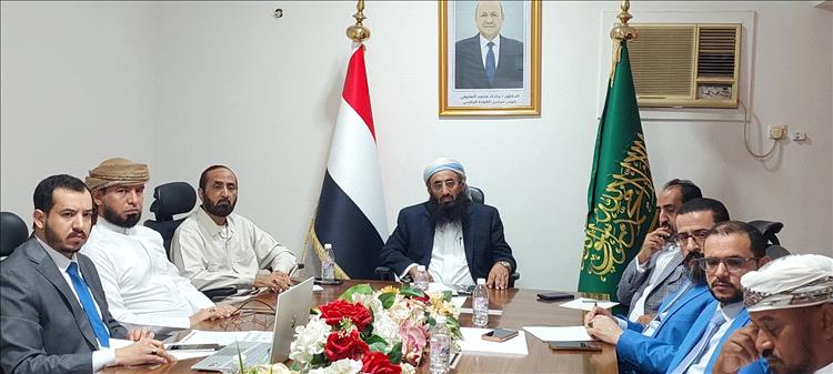 وزير الأوقاف يترأس اجتماع اللجنة العليا للحج بمكة المكرمة لاعتماد ترتيبات المخيمات والنقل