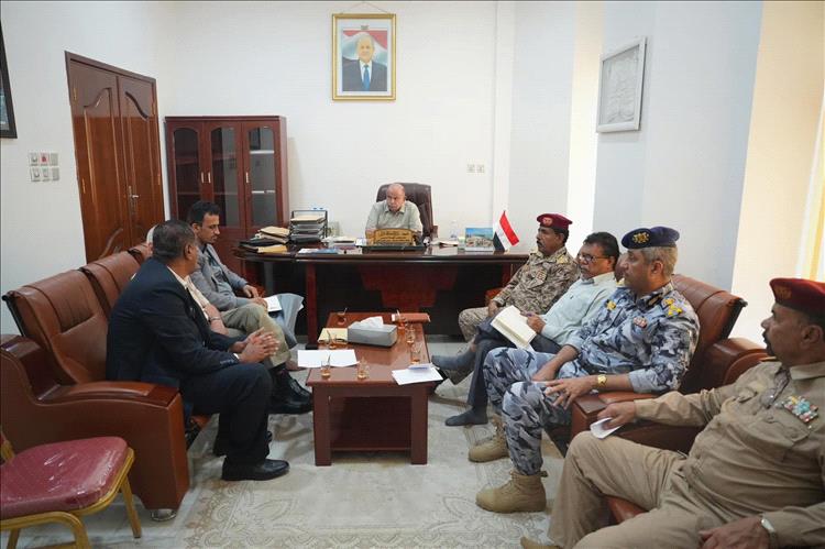 اللجنة الأمنية بحضرموت تشيد بالوقفتين الحاشدتين وتشجب الاعتداءات على وقفة المكلا