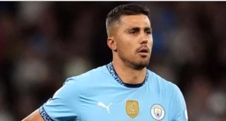 مانشستر سيتي يغري رودري بعرض ضخم لتجديد عقده