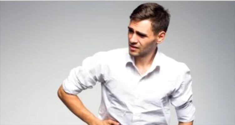 رائحة البول النفاذة.. متى تكون علامة تحذير لا يجب تجاهلها