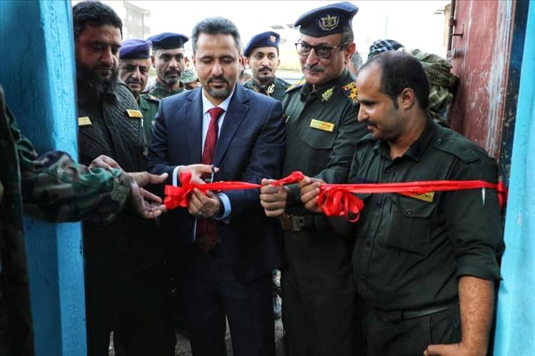 الحالمي يفتتح فرع جديد للأحوال المدنية والسجل المدني بالمدينة الخضراء في لحج