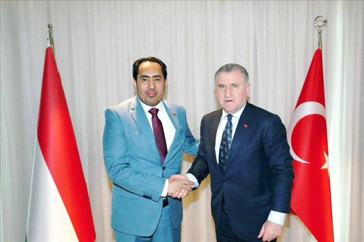 الوزير البكري يبحث مع نظيره التركي سبل تعزيز التعاون في المجالين الشبابي والرياضي