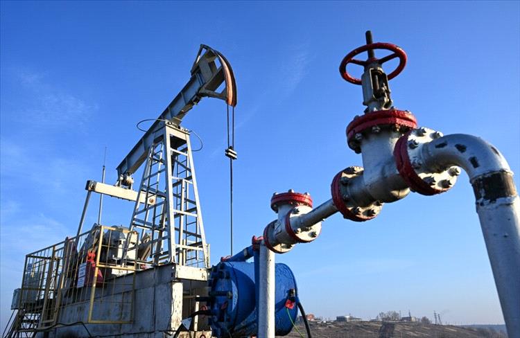 أسعار النفط تواصل صعودها وخام برنت يتجاوز عتبة الـ 110 دولارات