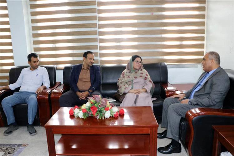 وزير التربية (العبادي) يناقش مع المجلس النرويجي للاجئين NRC مشاريع التعليم في اليمن