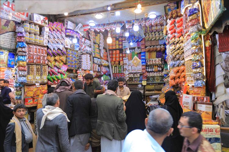 غضب يمني إزاء شطب الحوثيين آلاف الوكالات التجارية