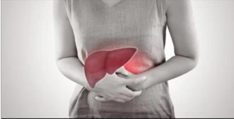 تلف الكبد.. علامات تحذيرية مبكرة لا تتجاهلها وتغييرات بسيطة تعزز الشفاء
