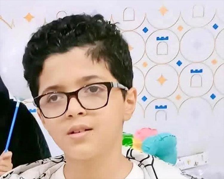 «أيلول اليمن».. مأساة طفل جرفته السيول بتعز