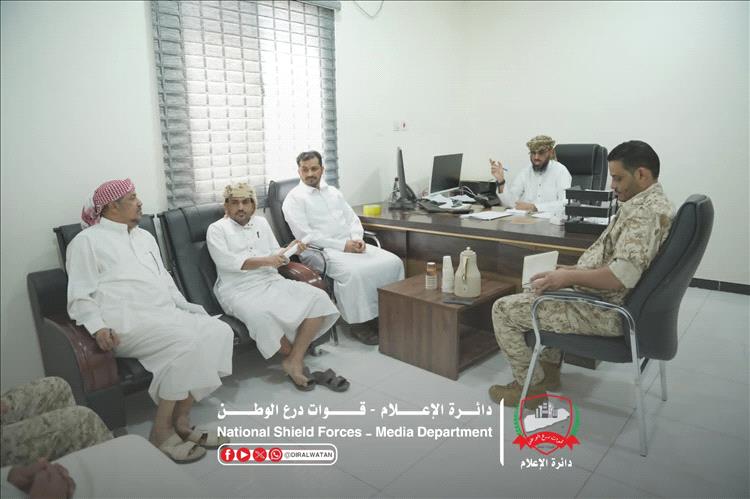 رئيس أركان قوات درع الوطن يتفقد المالية وشؤون الأفراد ويؤكد:لا تهاون في الانضباط وتطوير الأداء المؤسسي