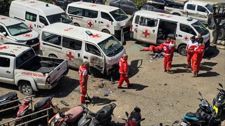 غارة إسرائيلية تستهدف مركزاً للصليب الأحمر في لبنان