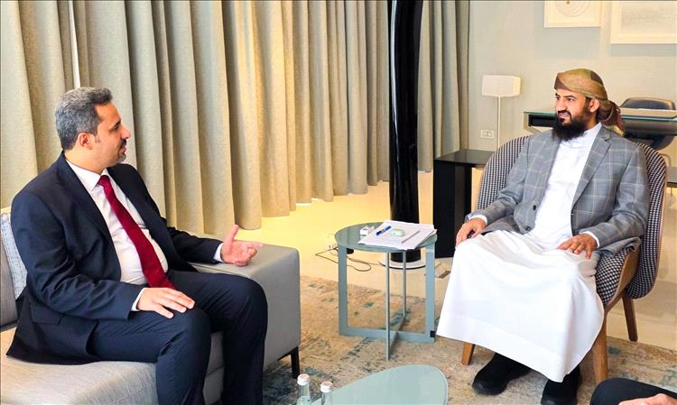 المحرّمي يلتقي محافظ لحج ويؤكد دعمه لجهود تحسين الخدمات وتعزيز الاستقرار الأمني