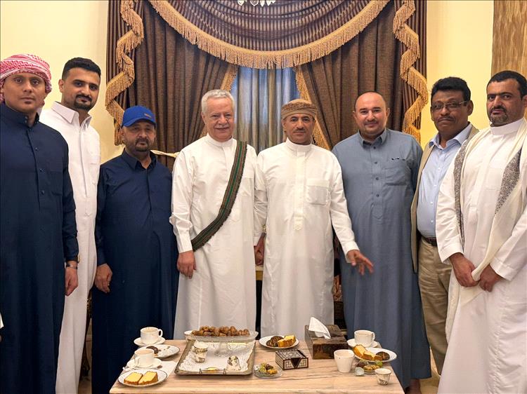 القائد صلاح الشنفرة يلتقي المستشار الدكتور عبدالعزيز المفلحي لمناقشة المستجدات على الساحة الجنوبية