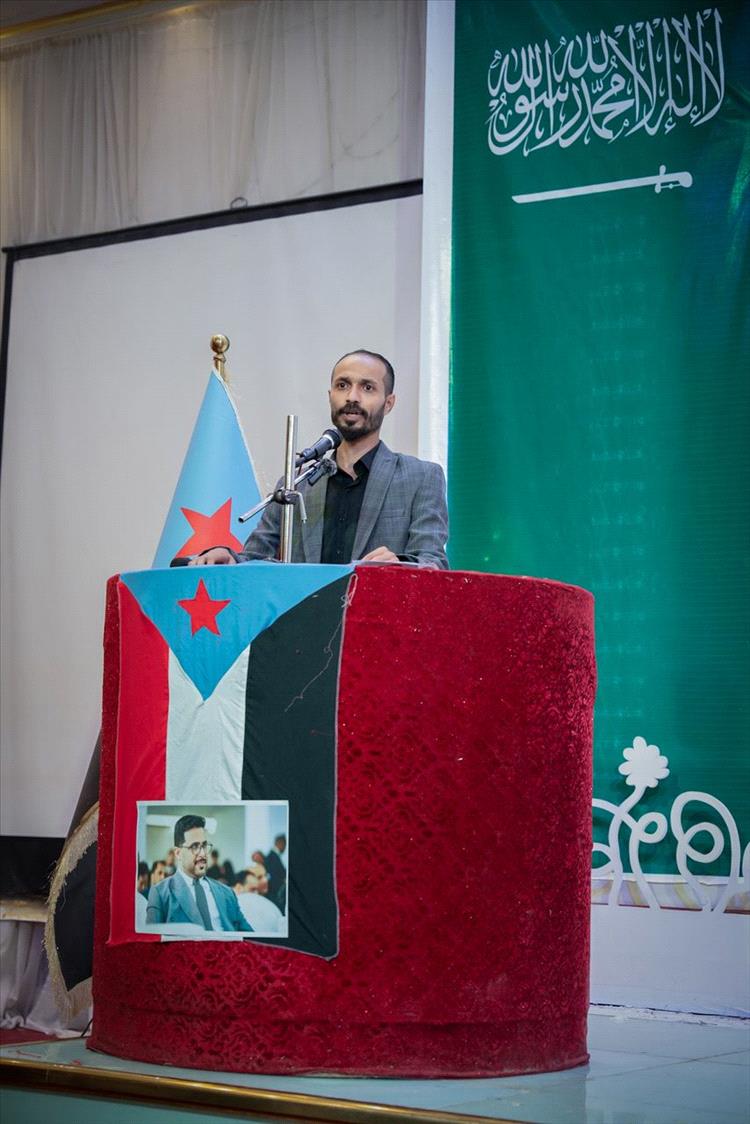 العدني : التحديات الراهنة تفرض التماسك وتعزيز الشراكة الوطنية