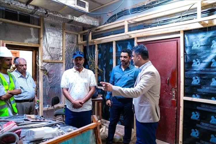 العاقل يطّلع على سير الأعمال في تلفزيون وإذاعة عدن ويؤكد دعم إعادة تأهيل المؤسسات الإعلامية