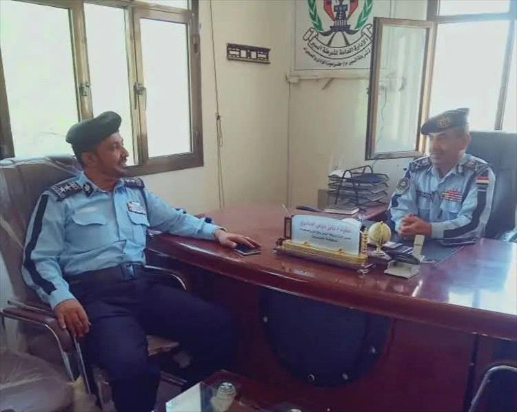اللواء بامشموس يتفقد سير العمل بفرع شرطة السير بوادي حضرموت ويجتمع باللجنة التحضيرية لاسبوع المرور العربي