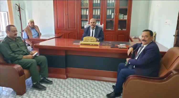 مدير عام شرطة الضالع يزور محكمة إستئناف الضالع لتعزيز التنسيق الأمني والقضائي