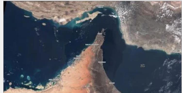 تسنيم: السفينة الإيرانية المستهدفة كانت قادمة من الصين