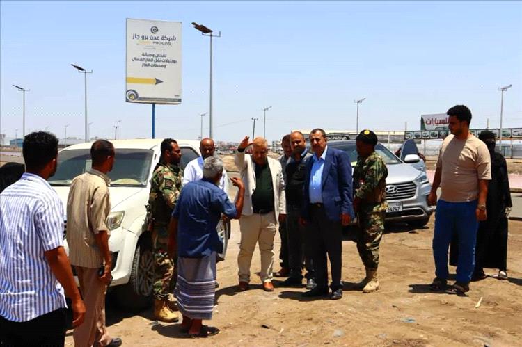 رئيس نيابة إستئناف الأموال العامة يوجه بالتحقيق في اعتداءات على المسطحات المائية بعدن