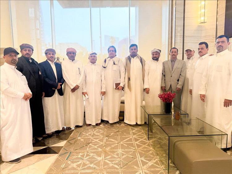 القائد صلاح الشنفرة يلتقي شخصيات من أبين وشبوة لمناقشة ترتيبات المرحلة القادمة