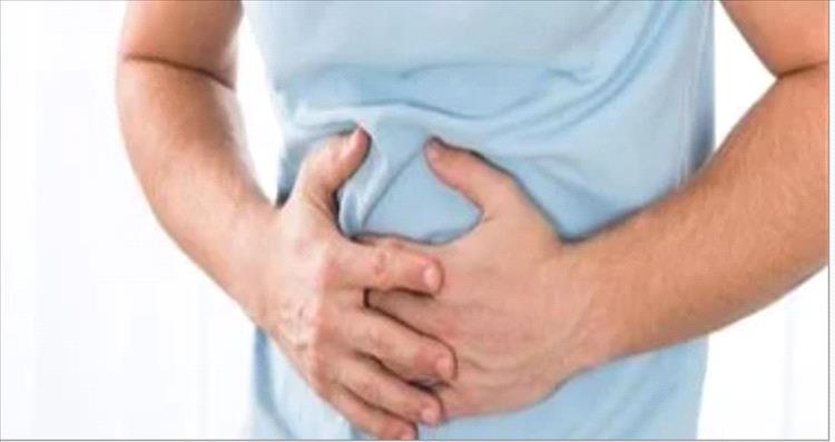 7 أعراض لالتهاب المعدة و الأمعاء