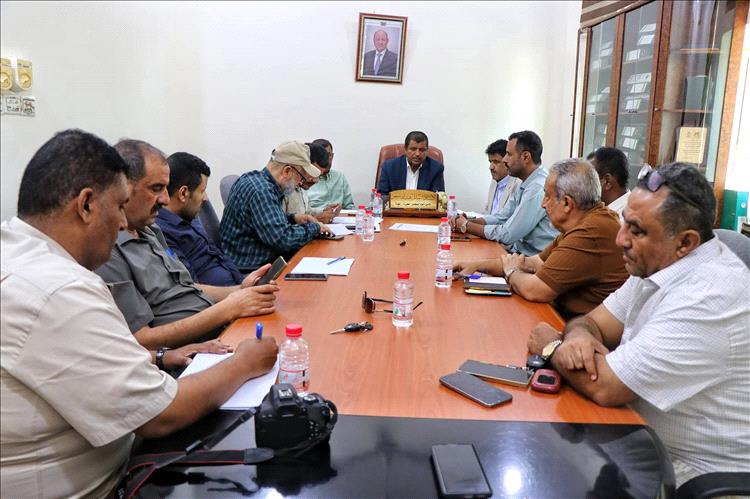 توقيع اتفاقيات تمويل مشاريع مياه حيوية لتعزيز خدمة الإمداد في مدينة الغيضة وضواحيها