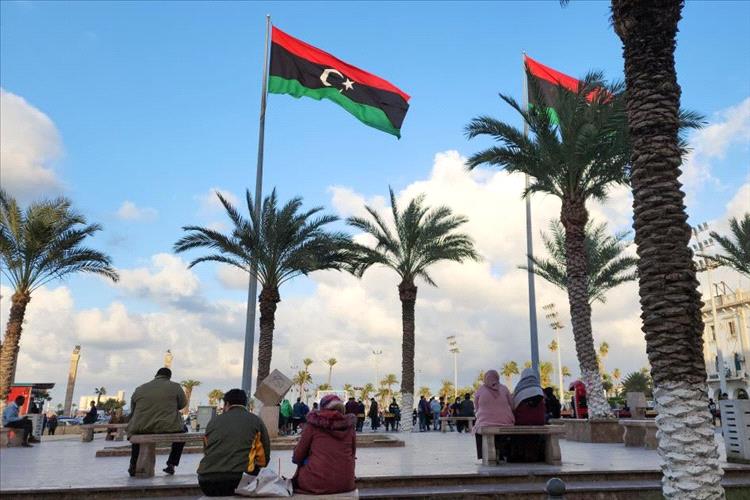 مبادرة "اللجنة المصغرة" لتوحيد السلطة تشعل الانقسام السياسي في ليبيا