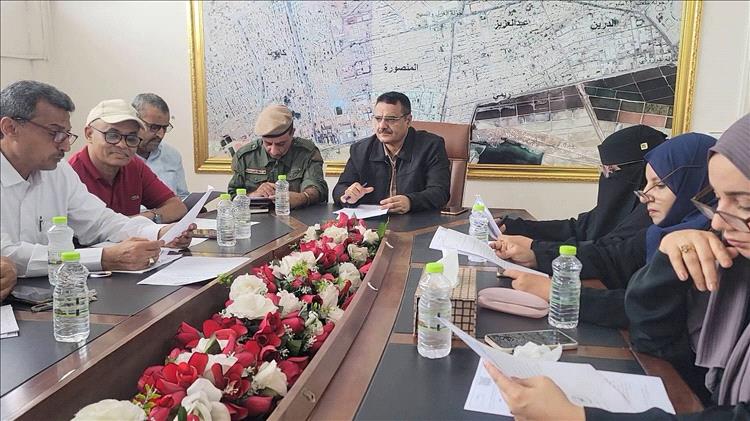 مدير عام المنصورة يشيد بأداء عدد من المكاتب التنفيذية في رفع مستوى تحصيل الإيرادات المالية