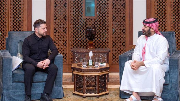 زيلينسكي يبحث في جدة مع بن سلمان "اتفاقية أمنية استراتيجية" ومجالات الطاقة والغذاء