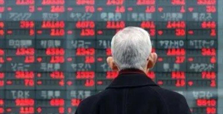 نيكي الياباني يتراجع عن أعلى مستوى له