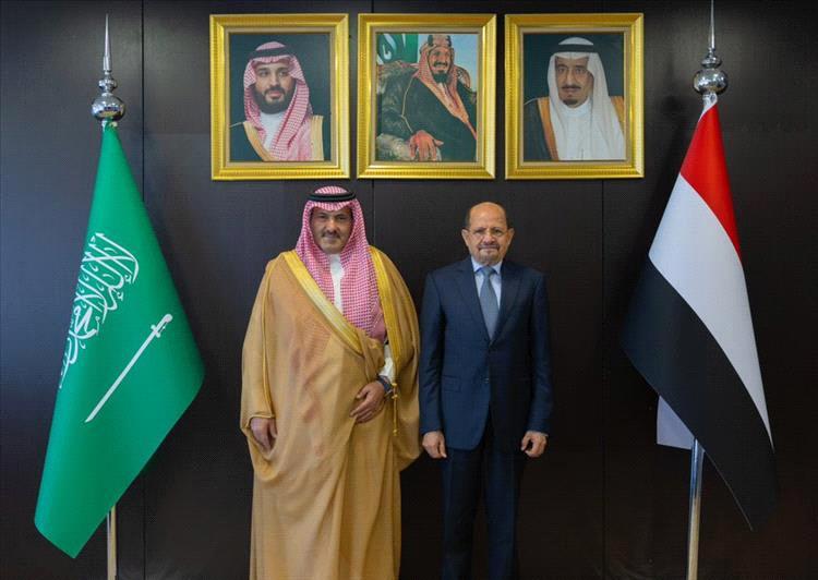 آل جابر يؤكد استمرار دعم المملكة لجهود الاستقرار والتنمية في اليمن