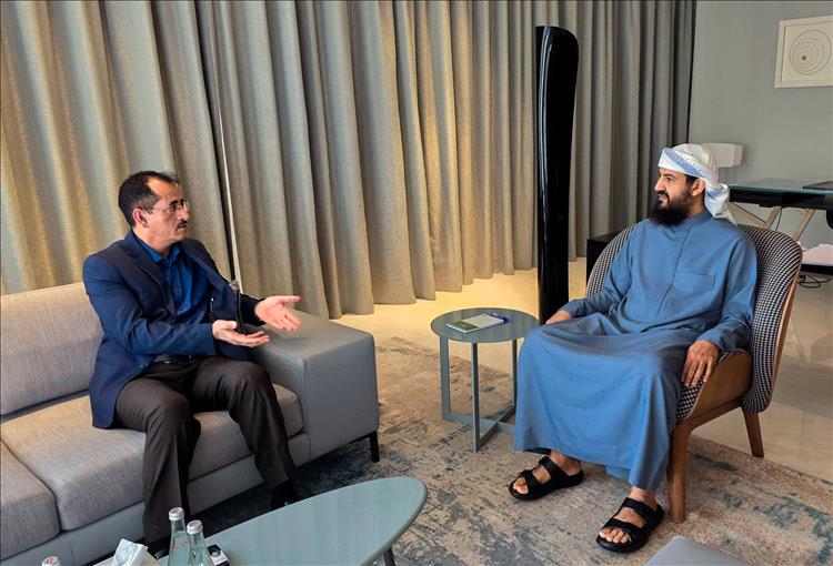 المحرّمي يناقش مع وزير الدفاع رفع الجاهزية وتوحيد القوات وتطوير منظومة التأهيل