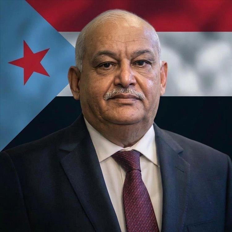 الوالي يتراجع عن موقف "حل الانتقالي" ويجدد تفويضه من الرياض كحامل للقضية الجنوبية