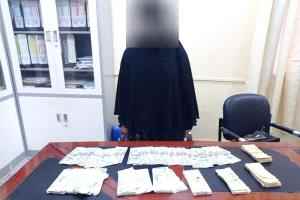 شرطة كريتر تضبط عاملة منزلية متورطة بسرقة مبالغ مالية كبيرة وتستعيد المسروقات.