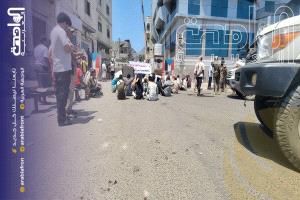 عاجل | احتجاجات عسكرية تُغلق بوابة قصر معاشيق بالعاصمة عدن