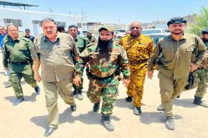 مدير أمن عدن يتفقد إدارة مكافحة المخدرات ويؤكد المضي في تطوير قدراتها وضرب شبكات التهريب