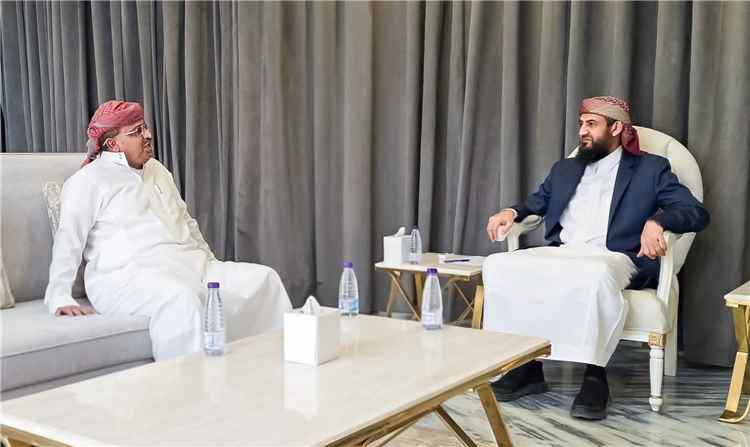 المحرّمي يطّلع على مستجدات الأوضاع الميدانية والإنسانية بمحافظة البيضاء وتداعيات الانتهاكات الحوثية