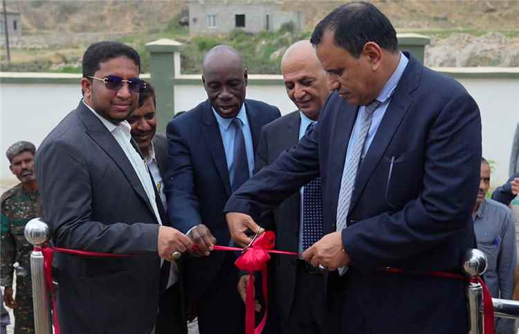 وزيرا الزراعة والمياه يفتتحان مشروع إعادة تأهيل المركز البيطري بحوف