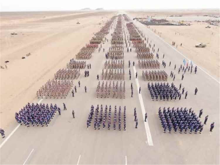 منتسبو صحيفة وموقع "26 سبتمبر" يطالبون بصرف راتبهم "السعودي" أسوة بزملائهم