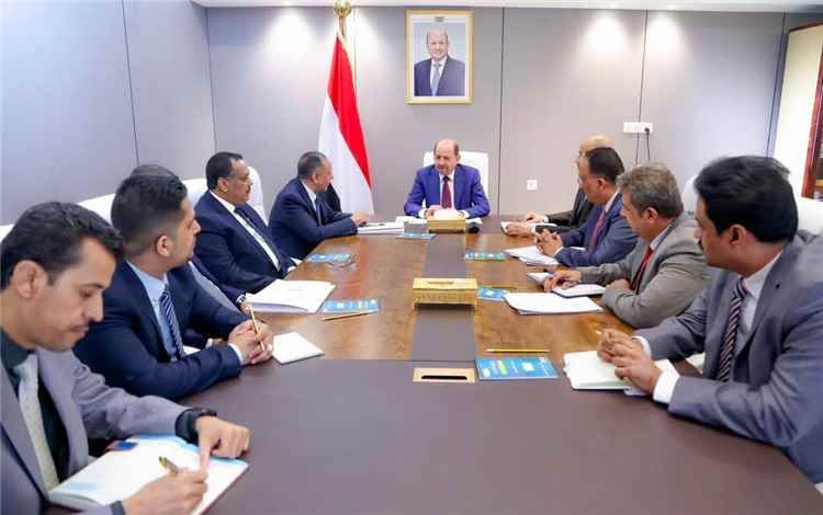 رئيس الوزراء يترأس اجتماعاً مشتركاً لقيادتي المالية والصناعة لتعزيز التكامل المؤسسي وتسهيل الأنشطة التجارية