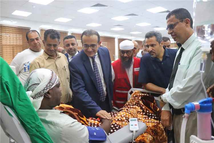 لحج .. تدشين مركز الغسيل الكلوي بمستشفى (ابن خلدون) العام بالحَوطَة بدعم قطري