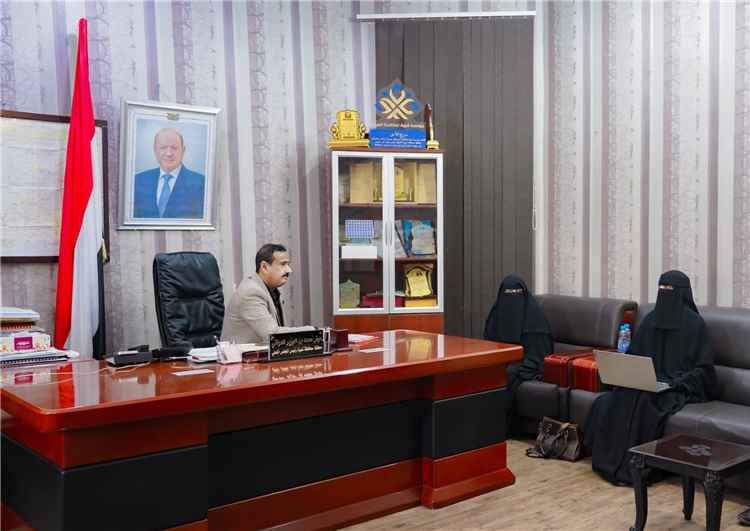 المحافظ بن الوزير يؤكد أهمية تعزيز نشاط اتحاد نساء اليمن ودوره في تنمية قدرات المرأة بشبوة