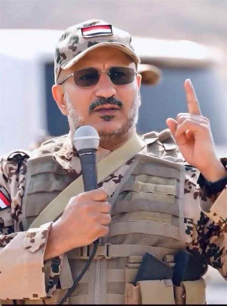 عاجل | مصدر يروي حقيقة مقتل الفريق طارق صالح