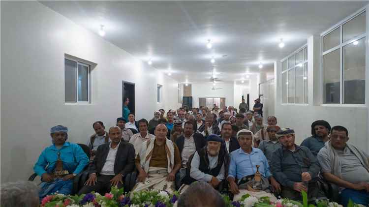 لقاء موسّع لمشائخ ووجهاء الضالع يؤكد توحيد الصف ودعم التنمية ومواجهة الحوثيين
