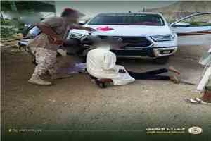 خلال ساعات من التعميم الأمني.. قوات درع الوطن تضبط سيارة مسروقة في نقطة الغرف بوادي حضرموت
