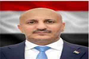 الفريق الركن طارق صالح يعزي في وفاة البرلماني محمد مهدي الكويتي
