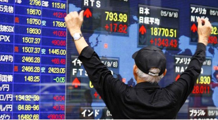 ارتفاع مؤشرات الاسهم اليابانية مع انخفاض قيمة الين