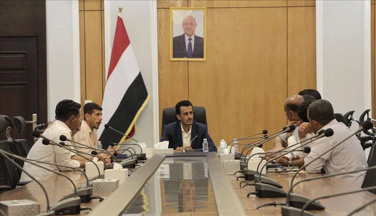 الوكيل الجيلاني يرأس اجتماعًا مشتركًا لبحث إنشاء مستشفى خدمي بمنطقة أمبيخة بالمكلا