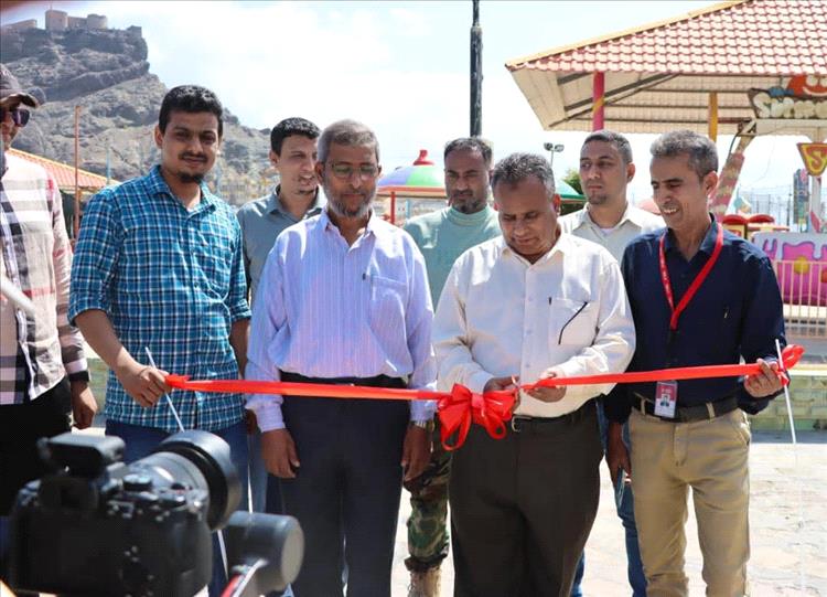 رئيس هيئة مصائد خليج عدن يفتتح معرض تسويق الأسماك  والمنتجات البحرية