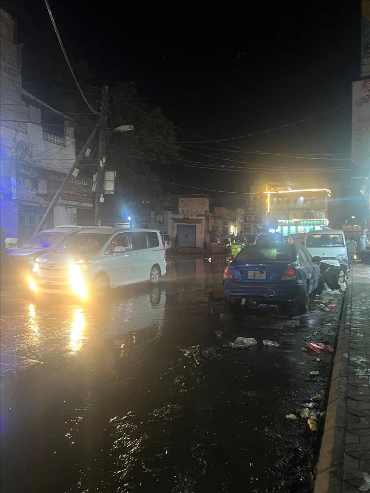 خلل كبير في مضخة عمر المختار يؤثر على خطوط الصرف الصحي بالشيخ عثمان ودار سعد والمنصورة