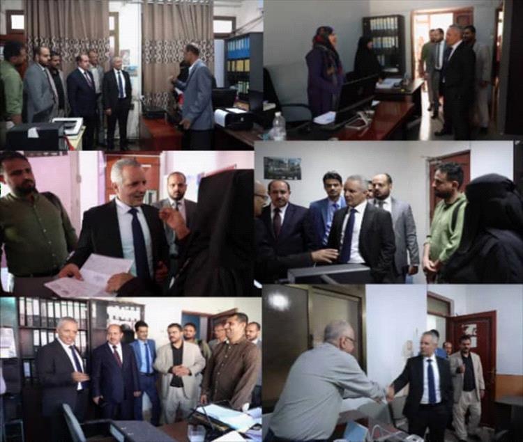 وزير الشؤون الاجتماعية والعمل يتفقد سير العمل في ديوان عام الوزارة بالعاصمة عدن.